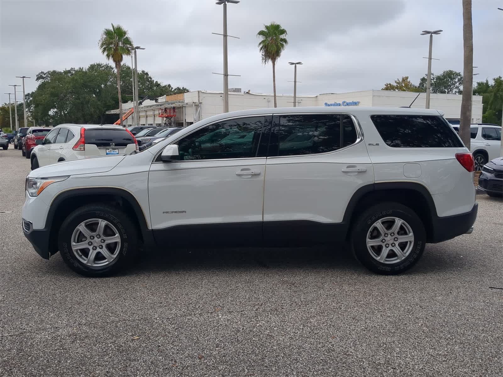 Thumbnail: 2019 GMC Acadia - 3