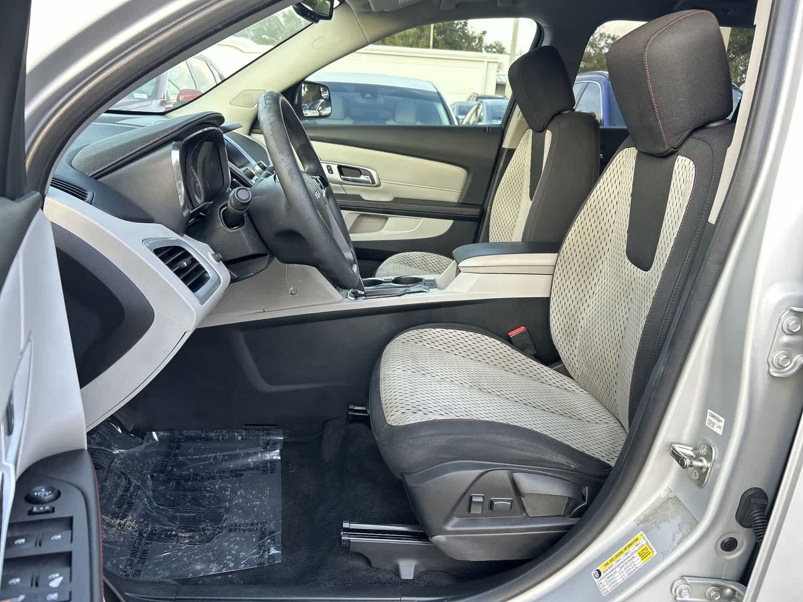 Thumbnail: 2014 GMC Terrain - 11