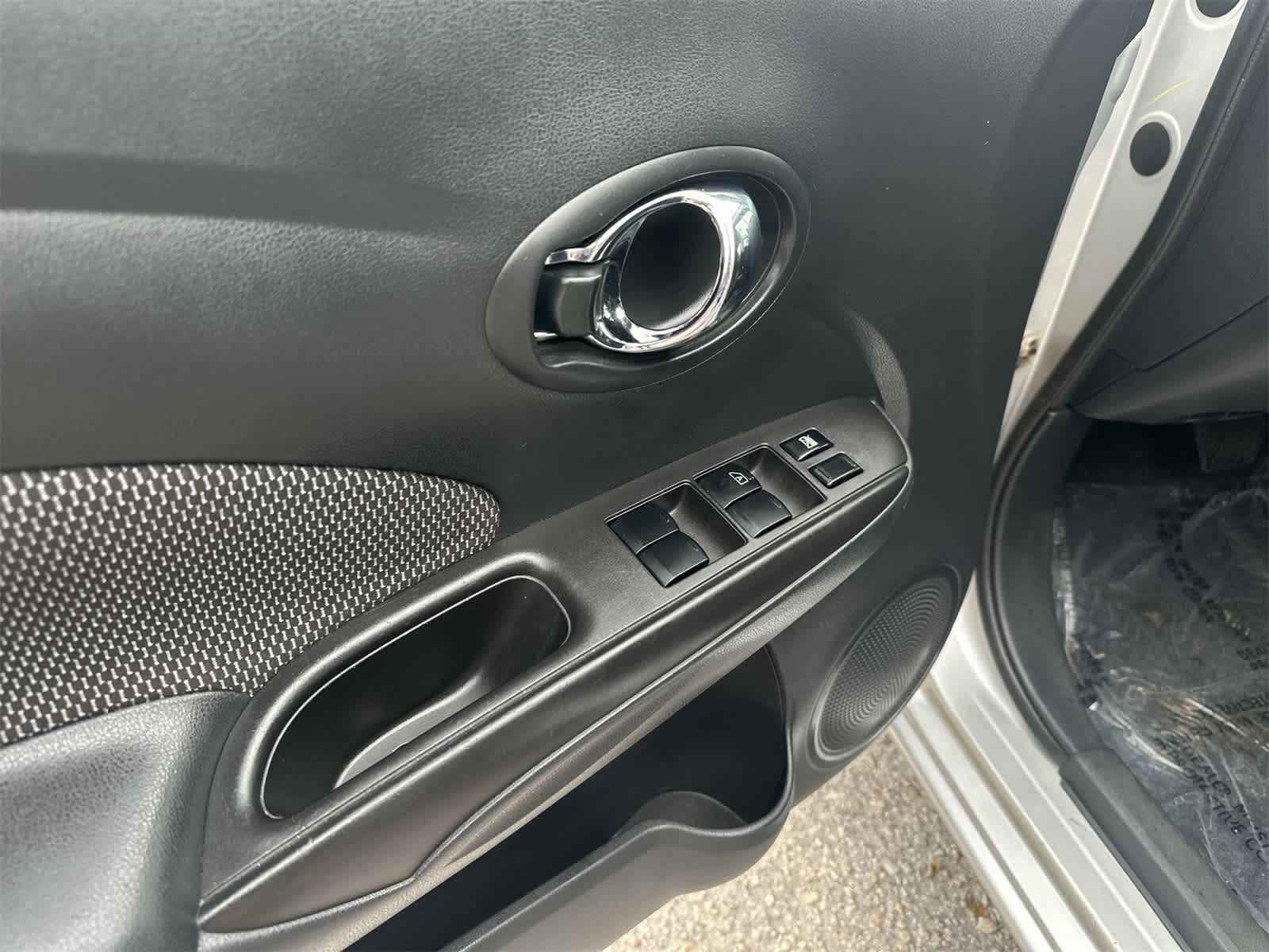 Thumbnail: 2016 Nissan Versa - 7