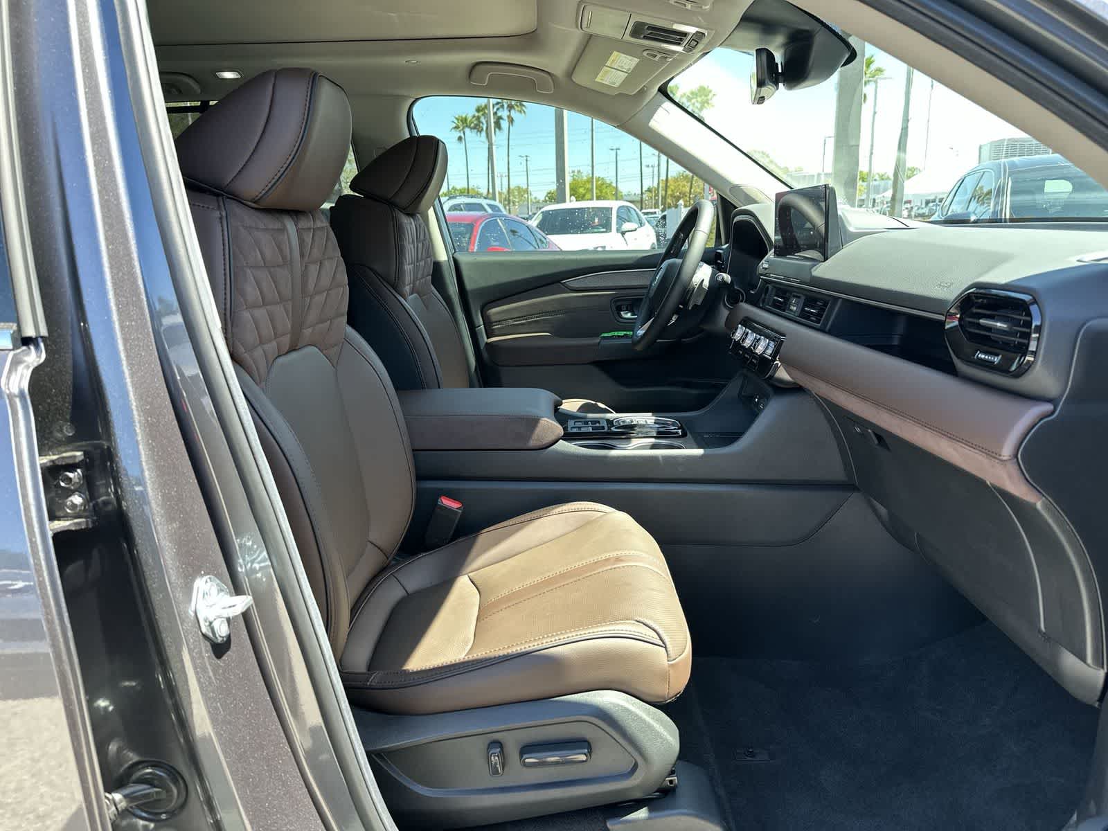 Thumbnail: 2026 Honda Pilot - 14