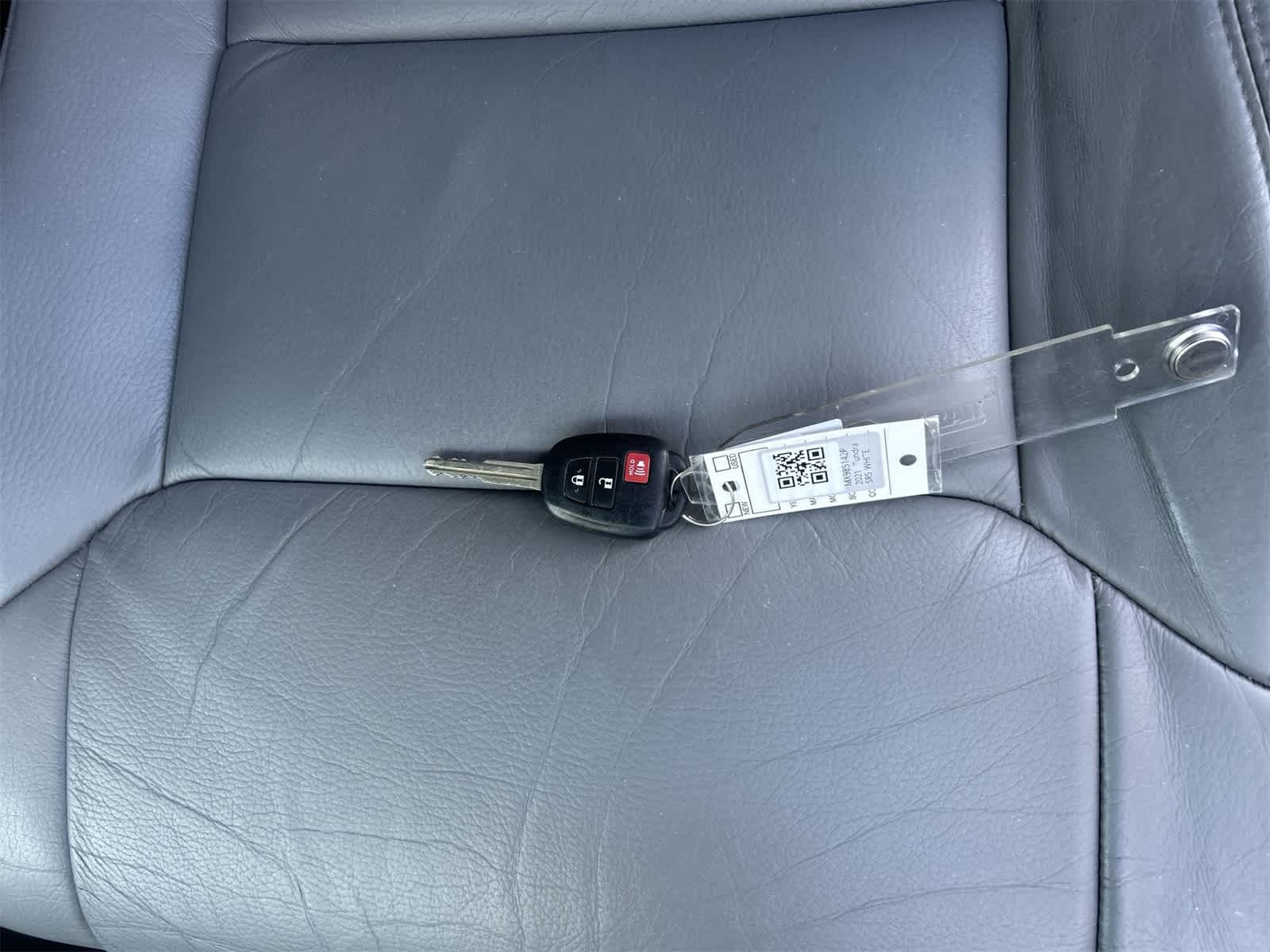 Thumbnail: 2021 Toyota Tundra - 20