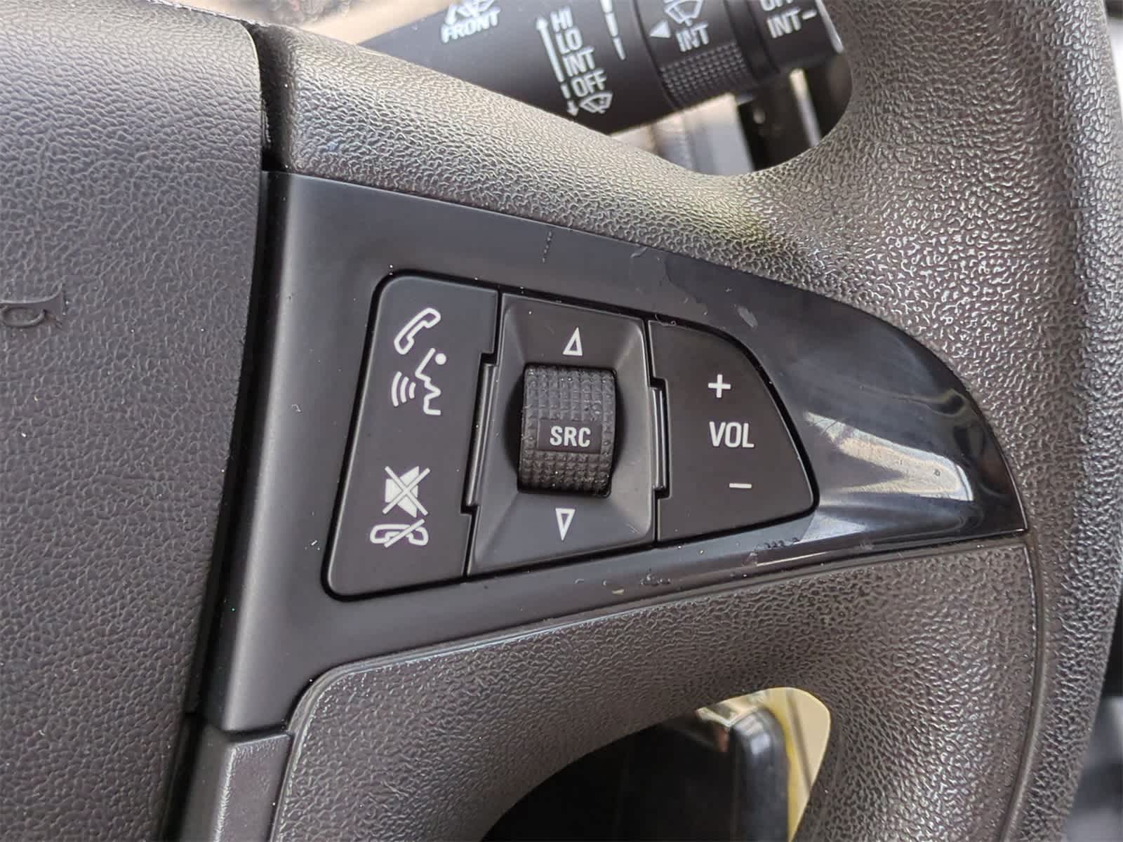 Thumbnail: 2014 Chevrolet Equinox - 22