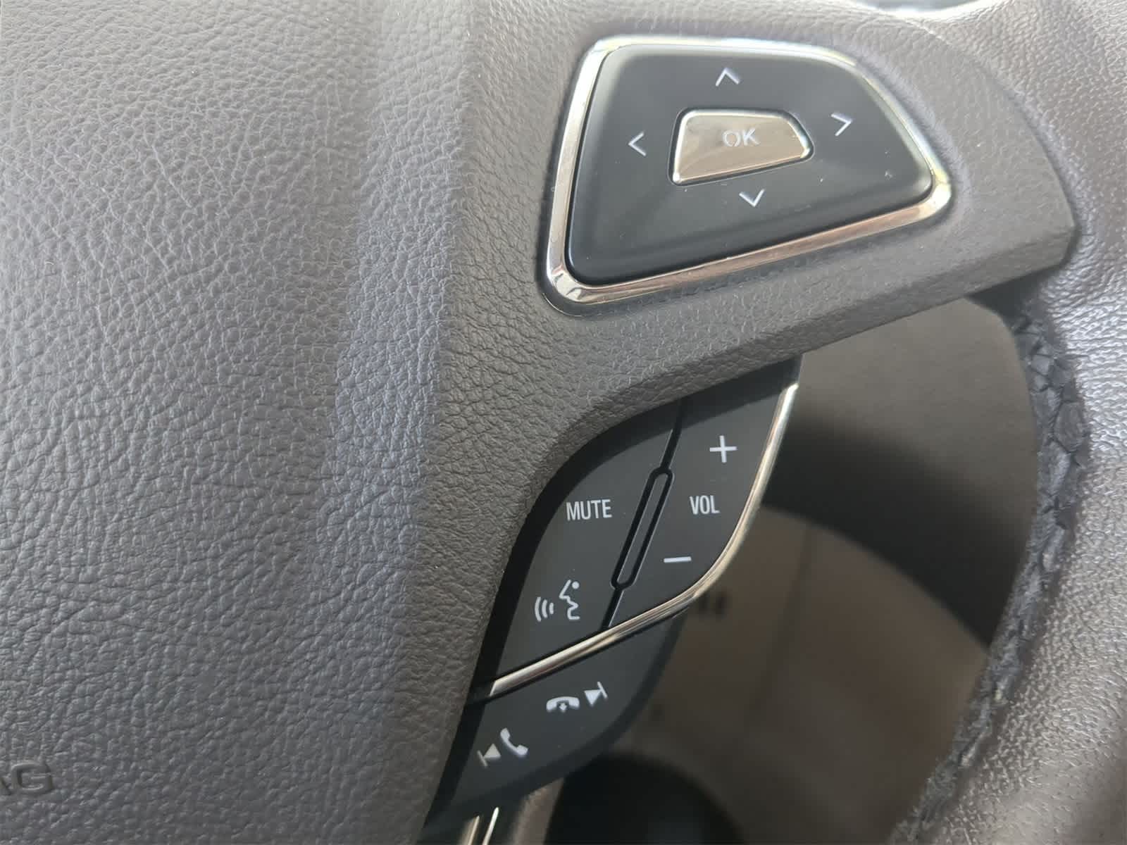 Thumbnail: 2019 Lincoln MKC - 22