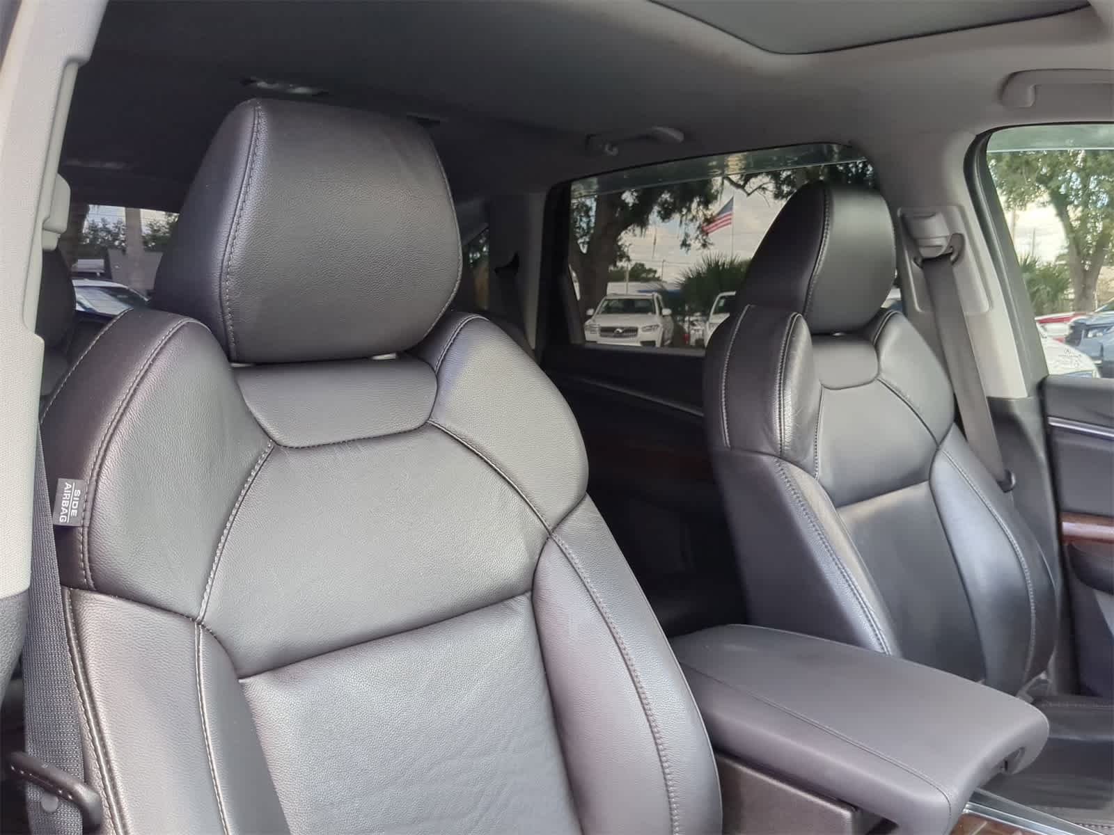 Thumbnail: 2019 Acura MDX - 7