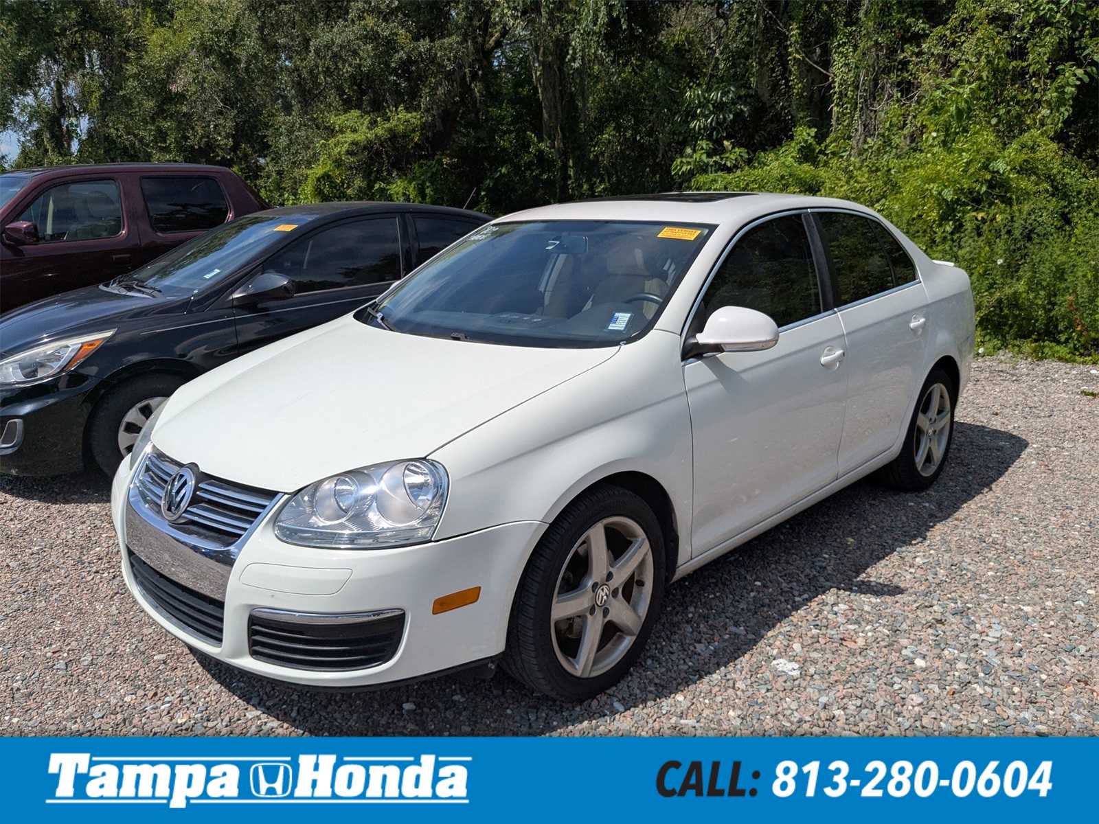 Thumbnail: 2010 Volkswagen Jetta - 1