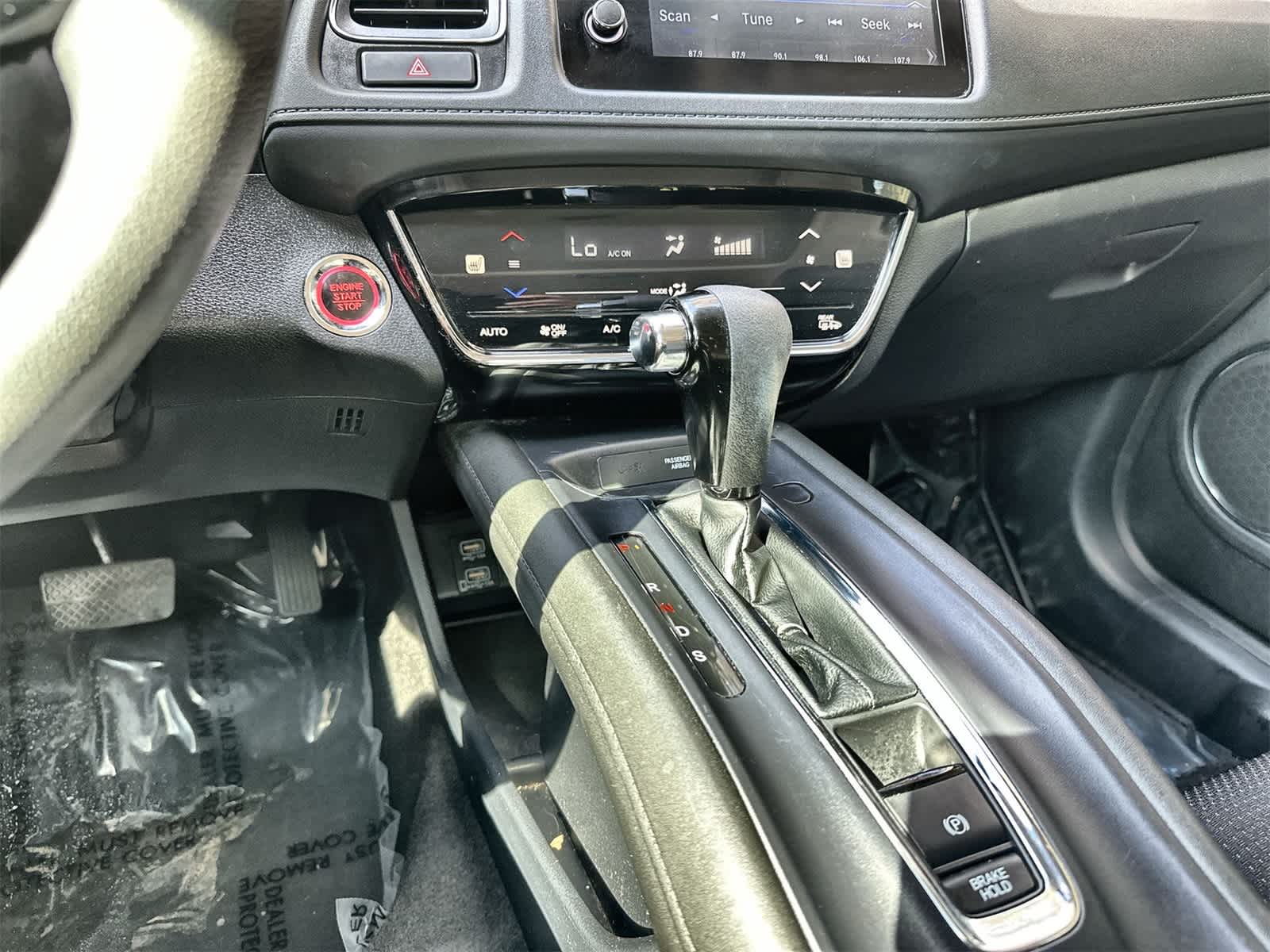 Thumbnail: 2021 Honda HR-V - 16