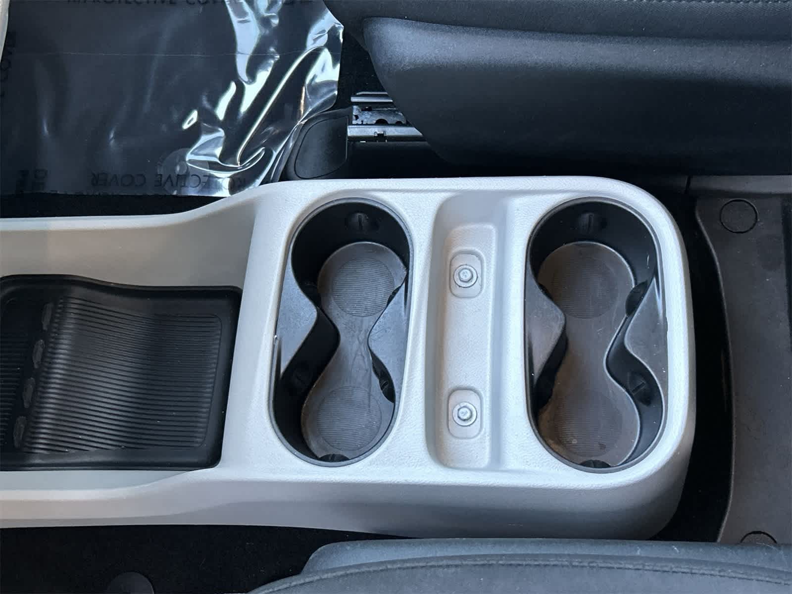 Thumbnail: 2024 Chrysler Voyager - 16