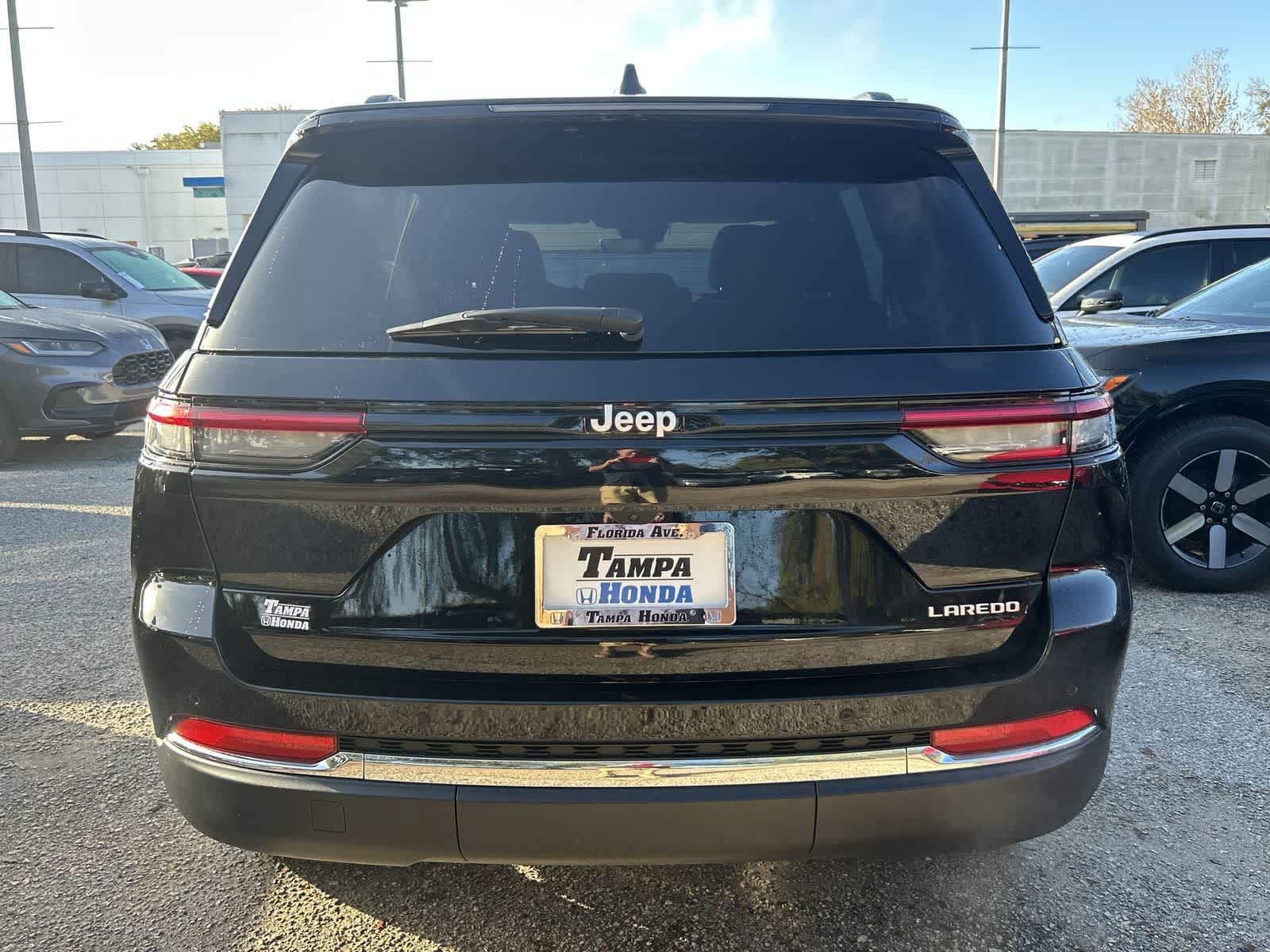 Thumbnail: 2025 Jeep Grand Cherokee - 9