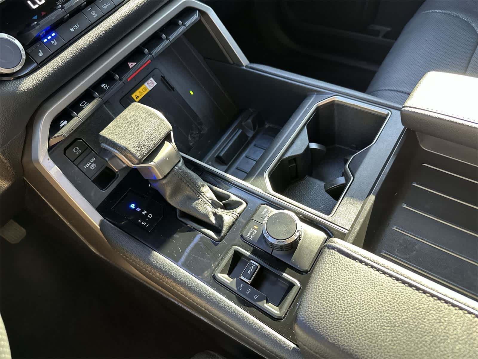 Thumbnail: 2024 Toyota Tundra - 15