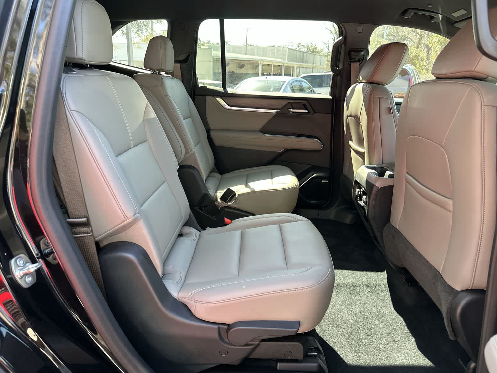 Thumbnail: 2024 GMC Acadia - 12