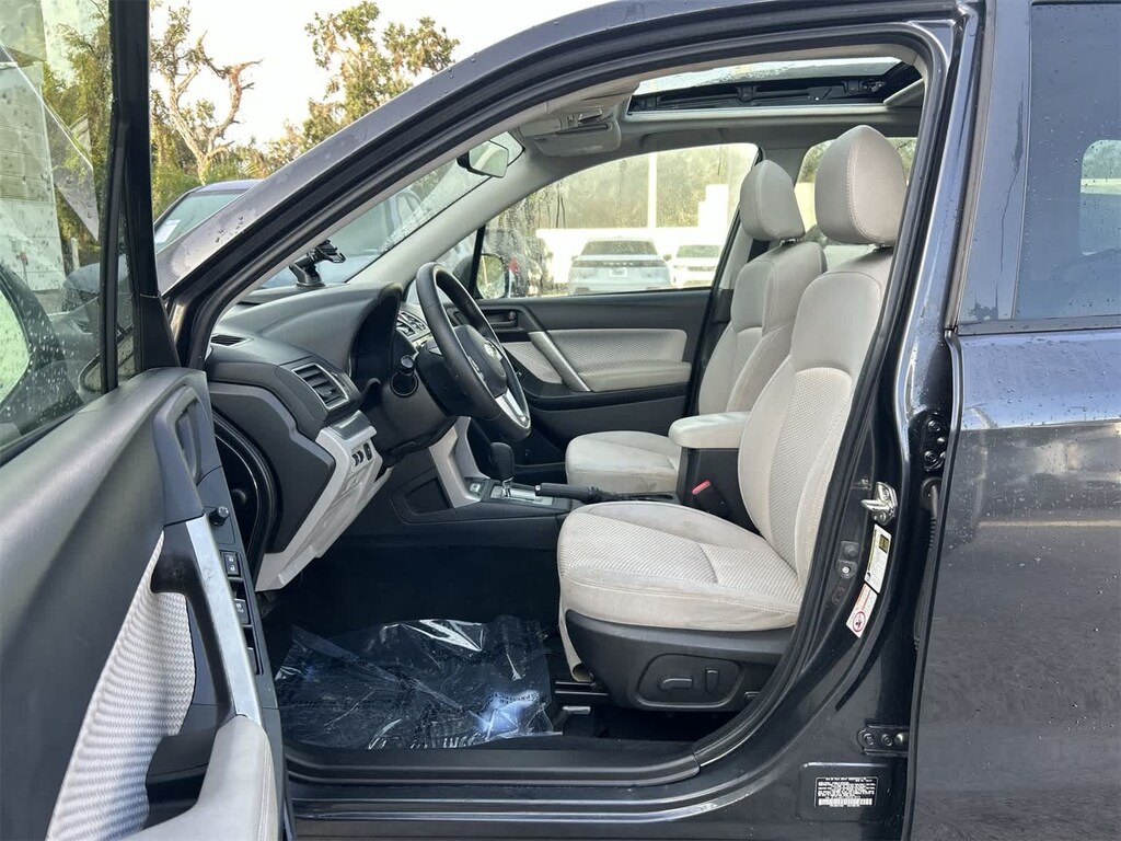 Used 2017 Subaru Forester 2.5i Premium SUV