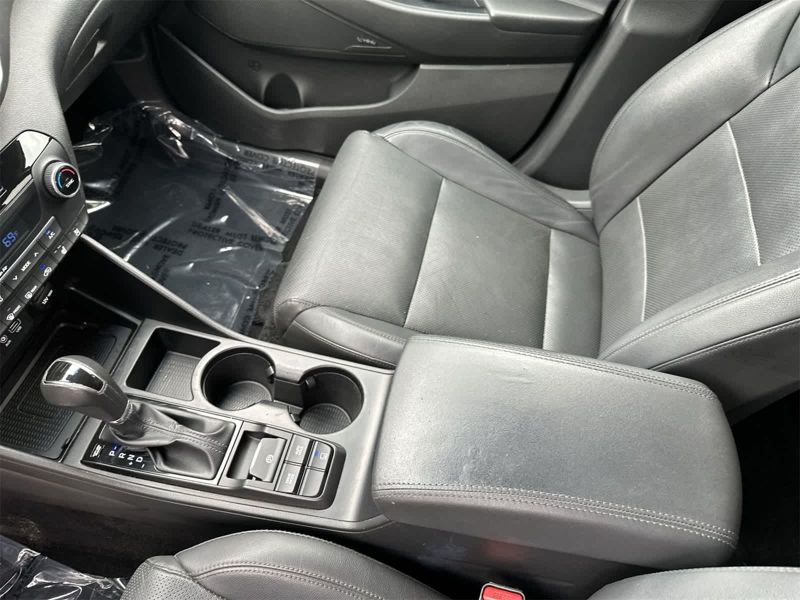 Thumbnail: 2019 Hyundai Tucson - 16