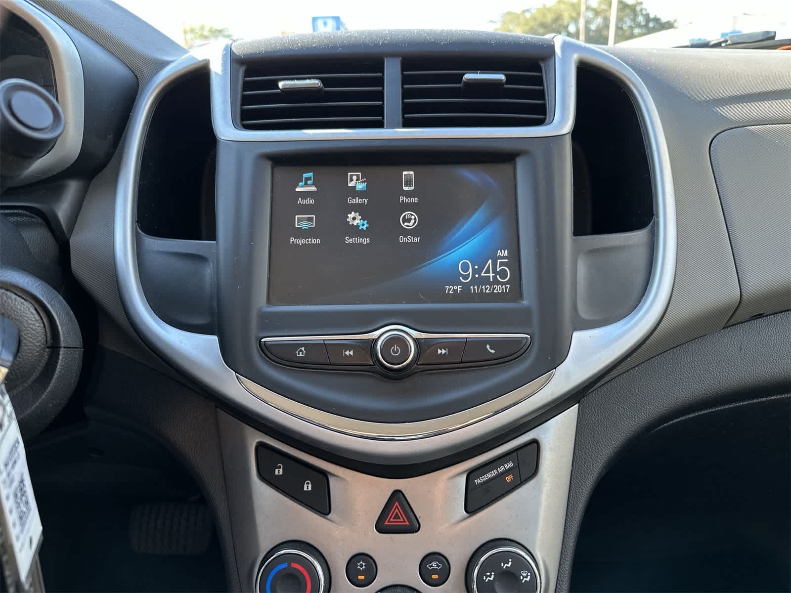 Thumbnail: 2017 Chevrolet Sonic - 12