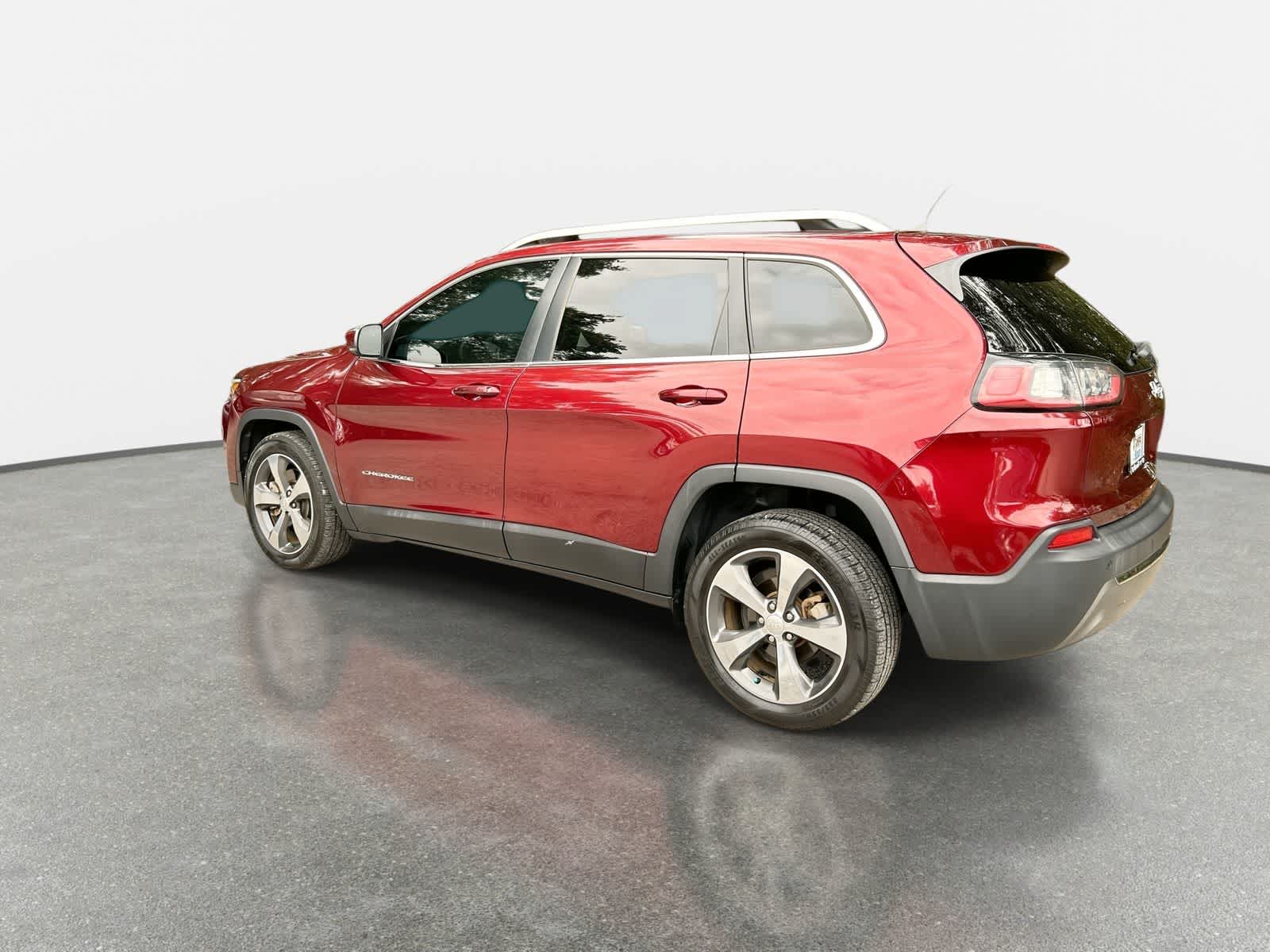 Thumbnail: 2019 Jeep Cherokee - 6