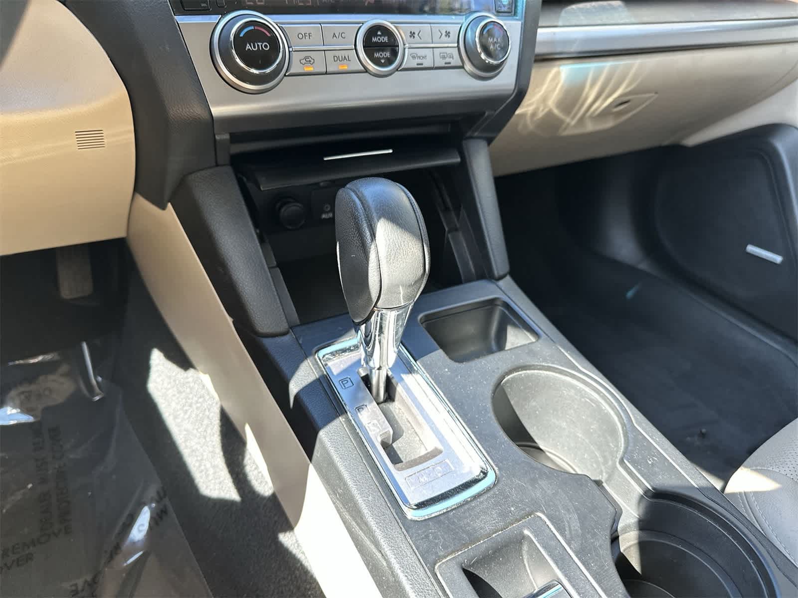 Thumbnail: 2016 Subaru Outback - 16