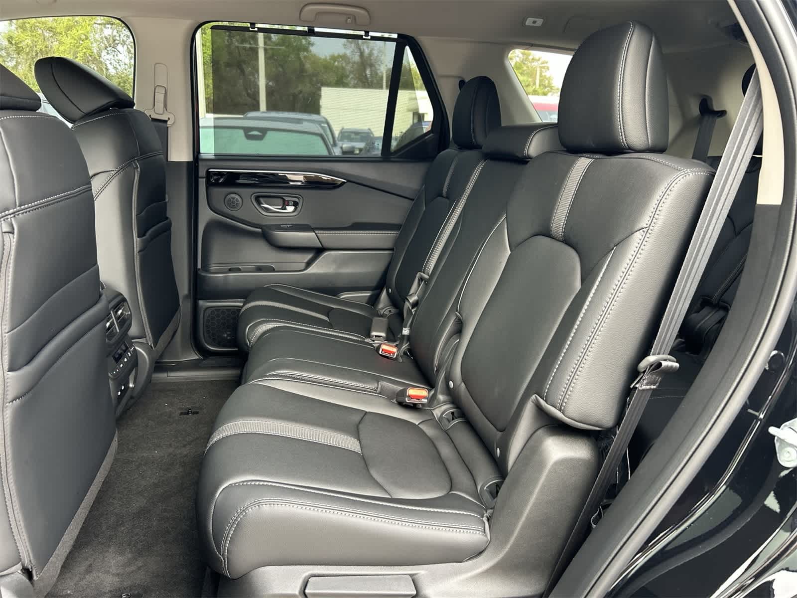 Thumbnail: 2026 Honda Pilot - 14