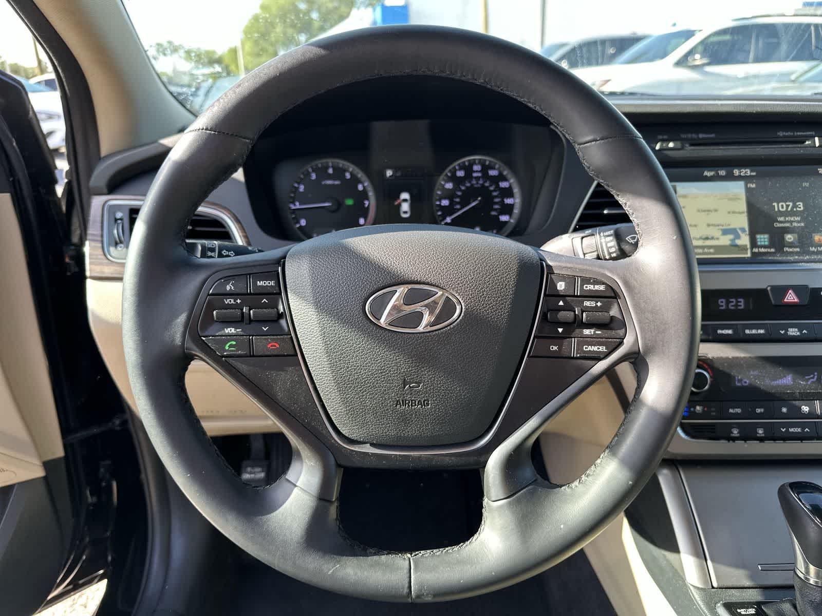 Thumbnail: 2017 Hyundai Sonata - 16