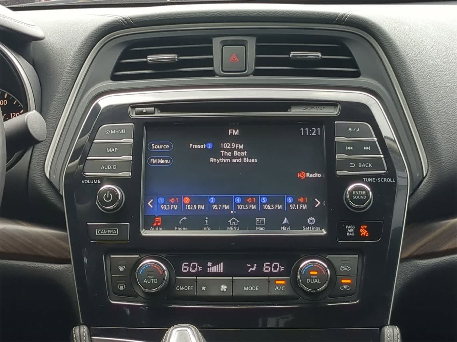 Thumbnail: 2016 Nissan Maxima - 17