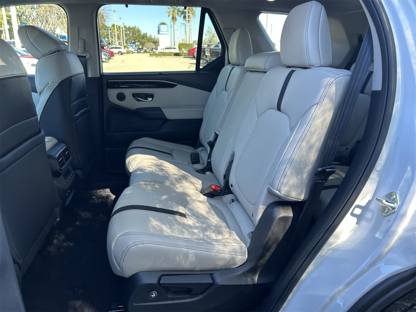 Thumbnail: 2026 Honda Pilot - 13