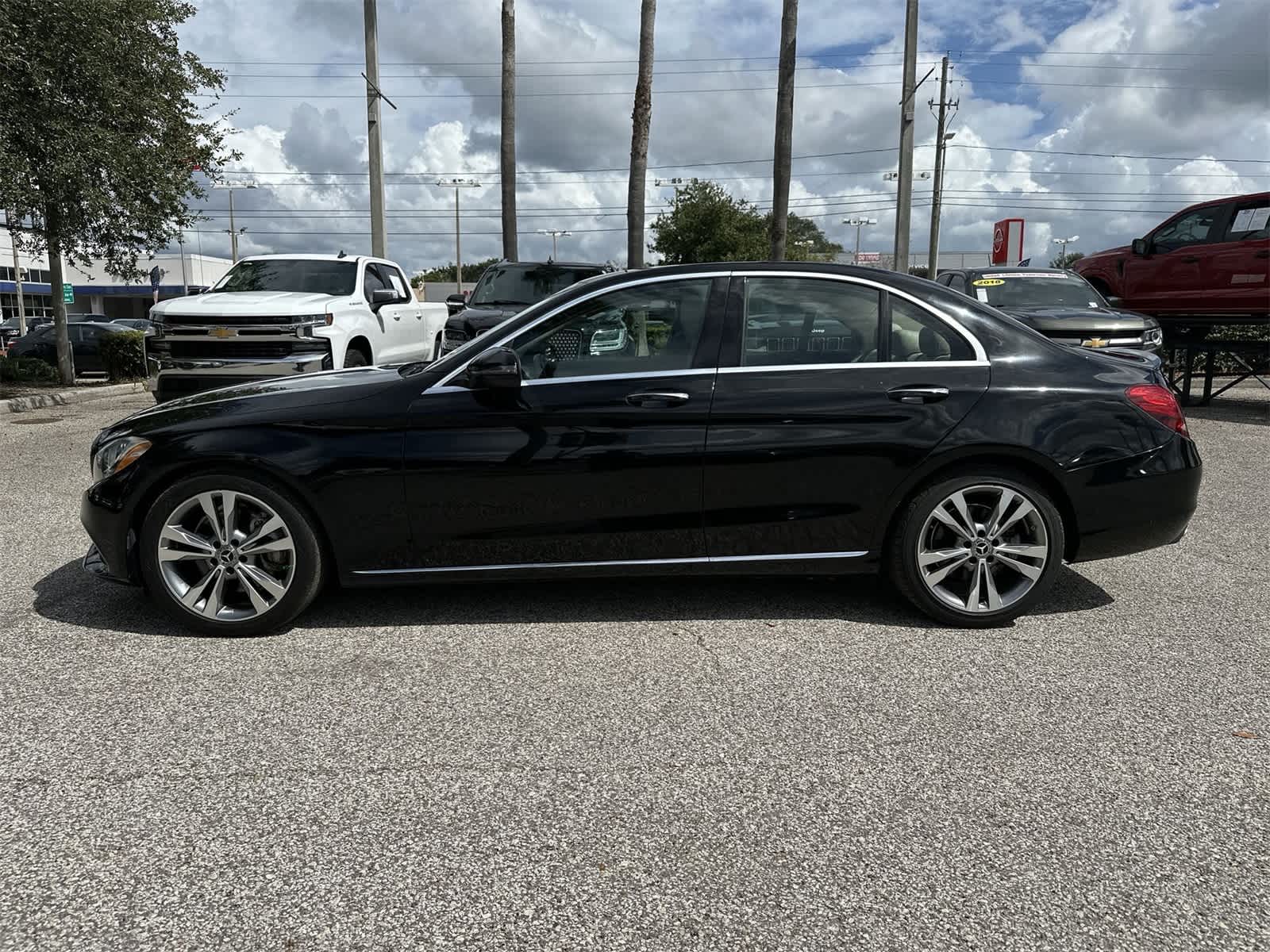 Thumbnail: 2017 Mercedes-Benz C-Class - 19