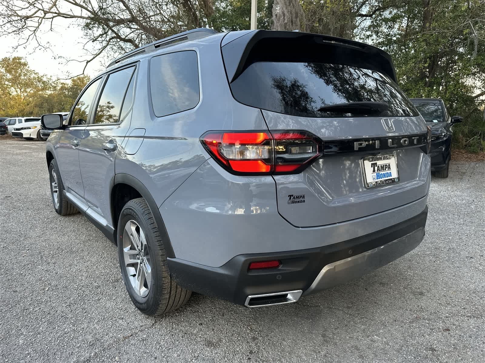 Thumbnail: 2026 Honda Pilot - 4