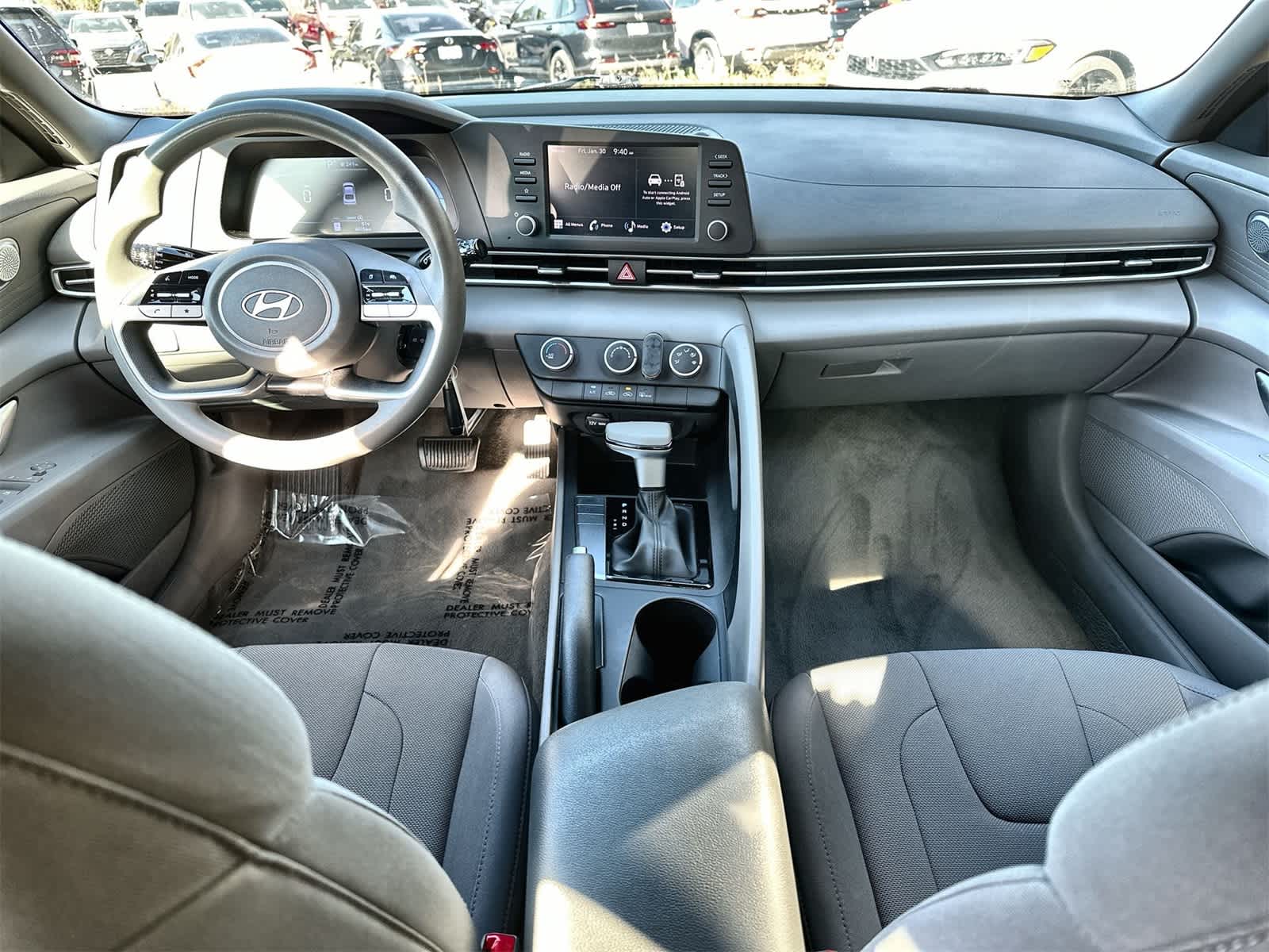 Thumbnail: 2024 Hyundai Elantra - 10