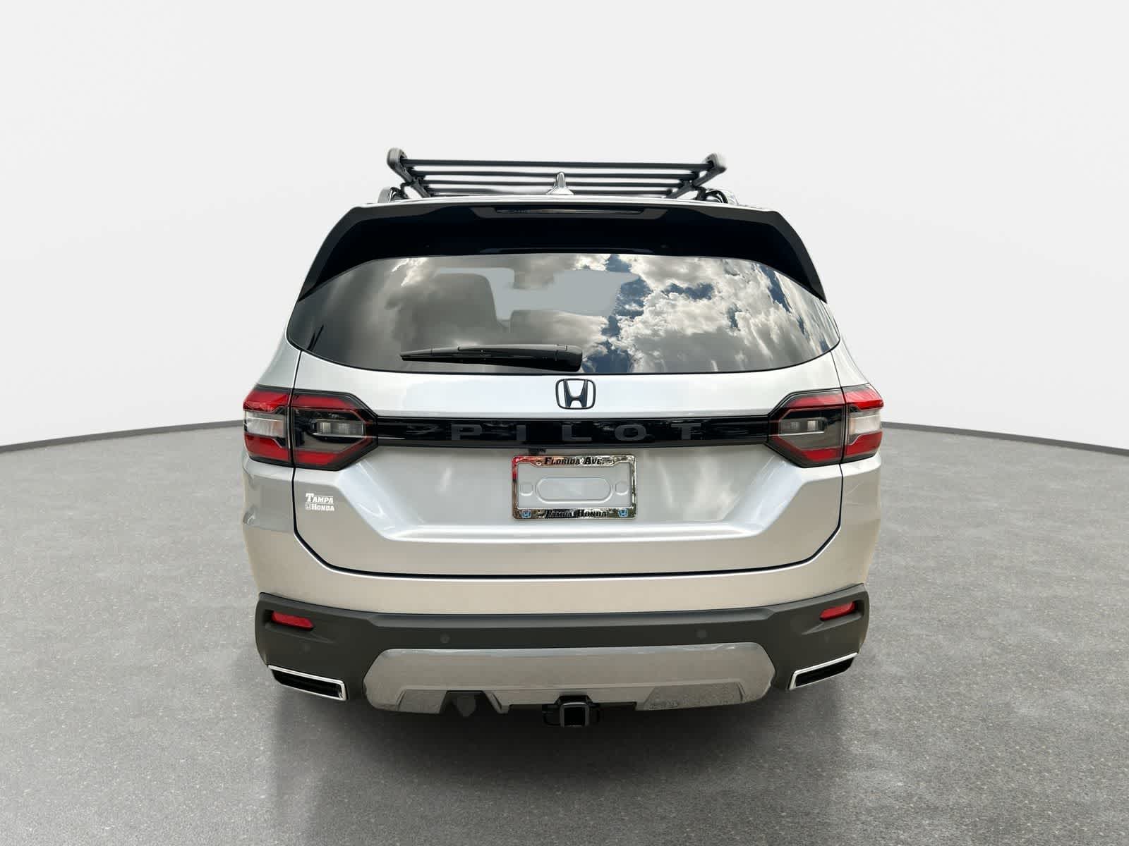 Thumbnail: 2026 Honda Pilot - 7
