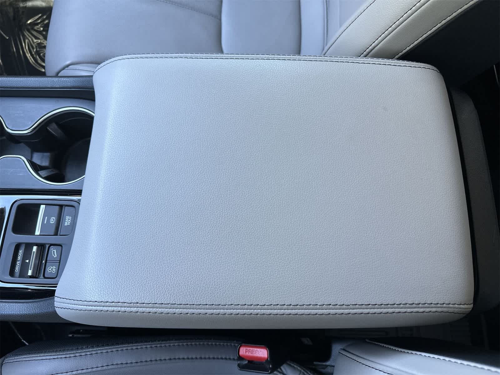 Thumbnail: 2023 Honda Pilot - 16