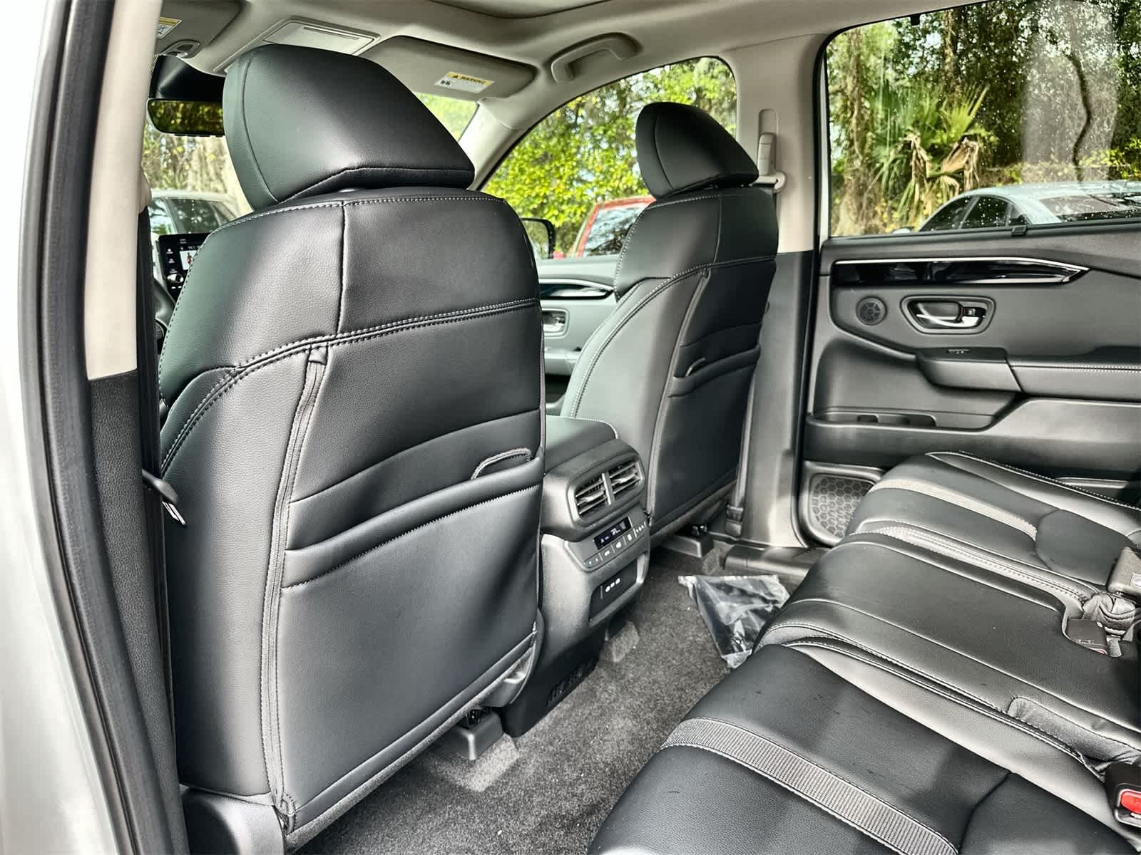 Thumbnail: 2025 Honda Pilot - 11