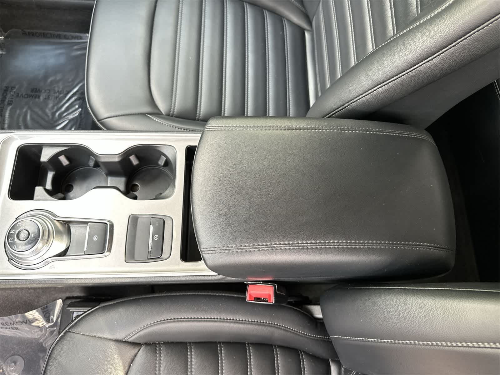 Thumbnail: 2023 Ford Edge - 16