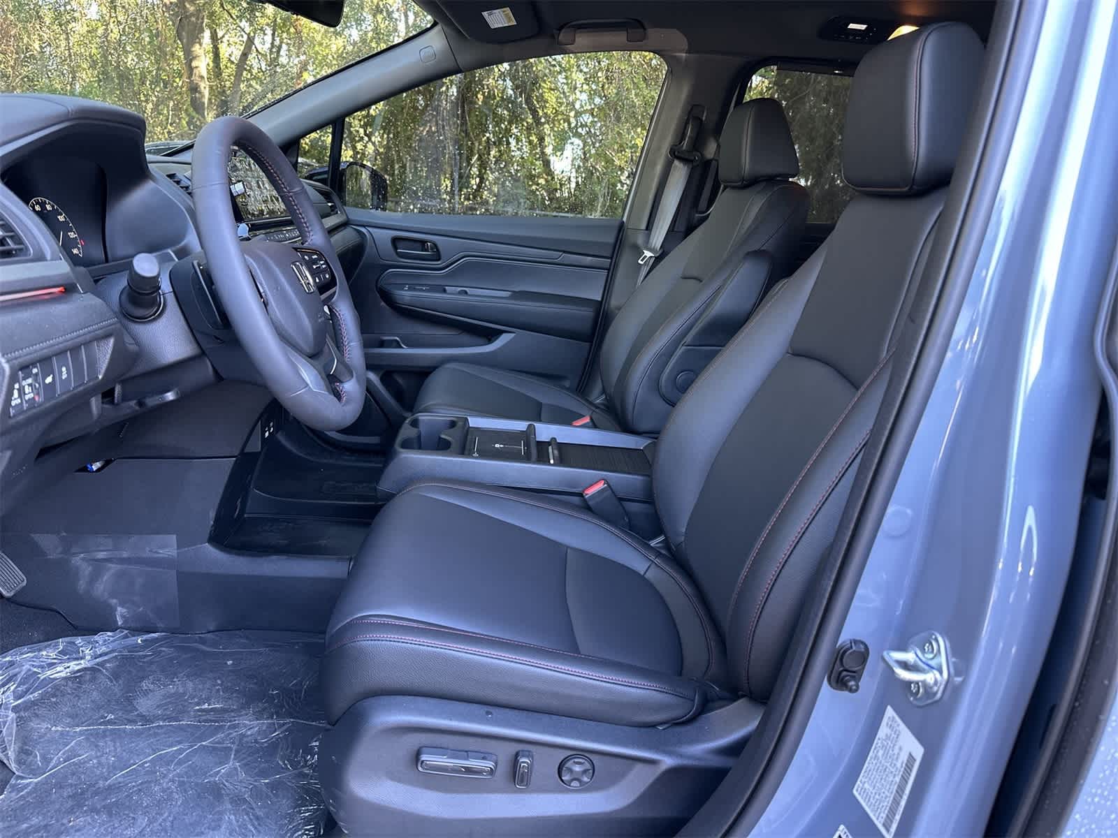 Thumbnail: 2026 Honda Odyssey - 5