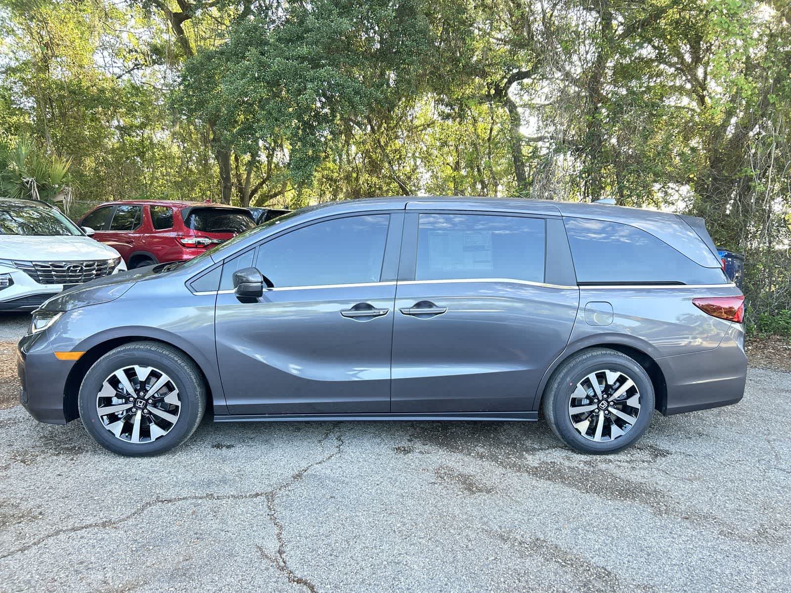 Thumbnail: 2026 Honda Odyssey - 4