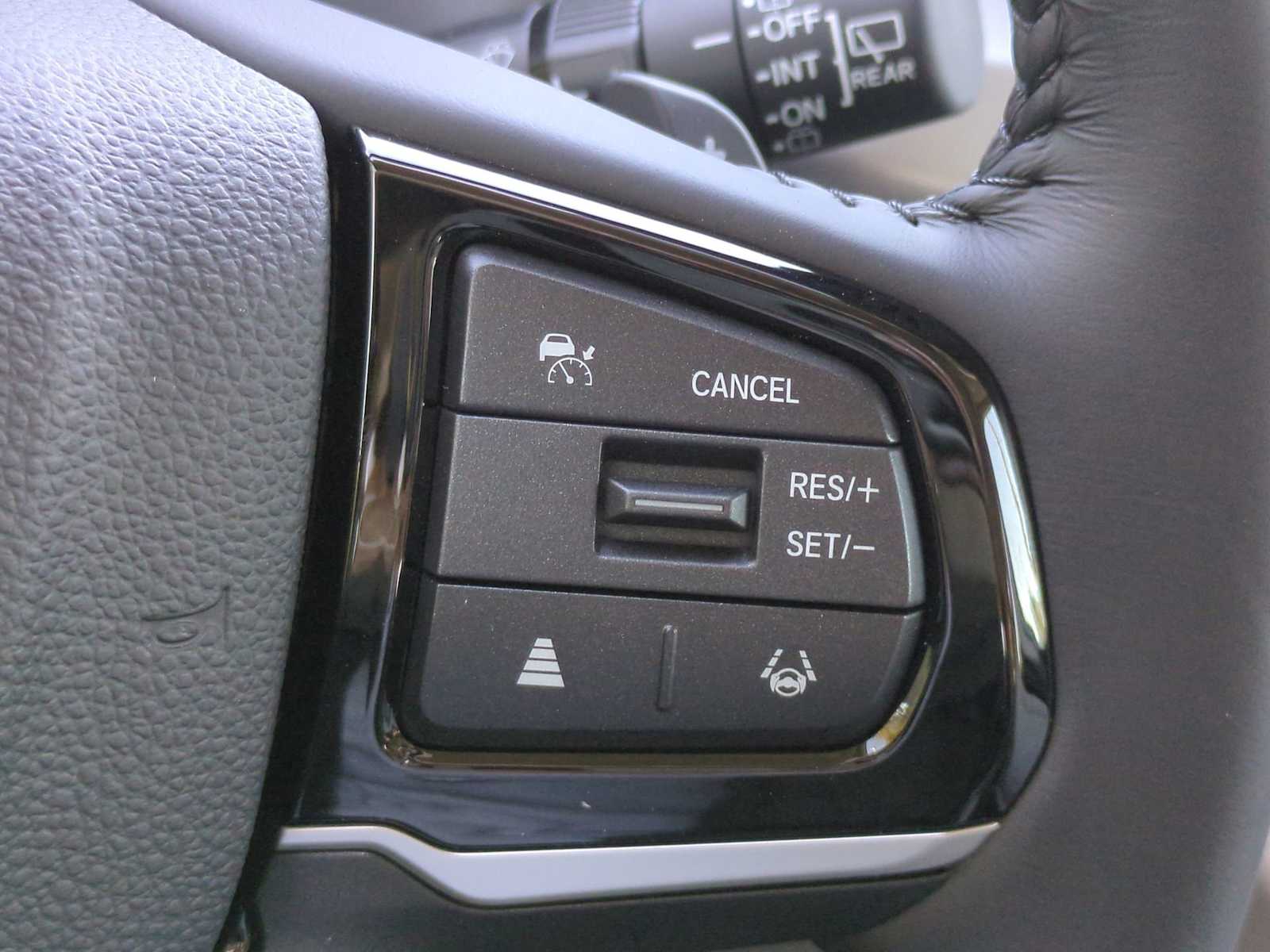 Thumbnail: 2025 Honda Odyssey - 25