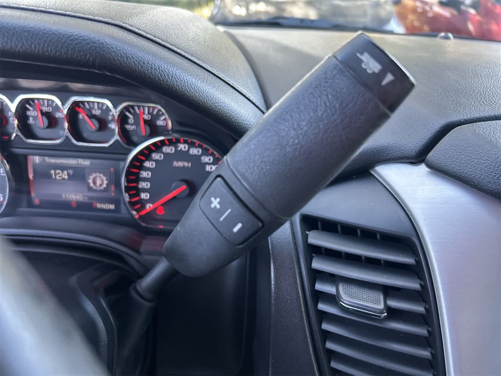 Thumbnail: 2016 GMC Yukon - 17