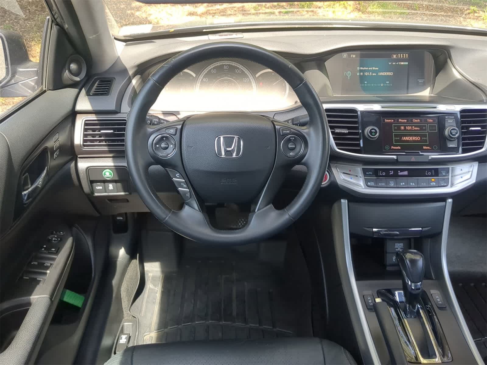 Thumbnail: 2015 Honda Accord - 15