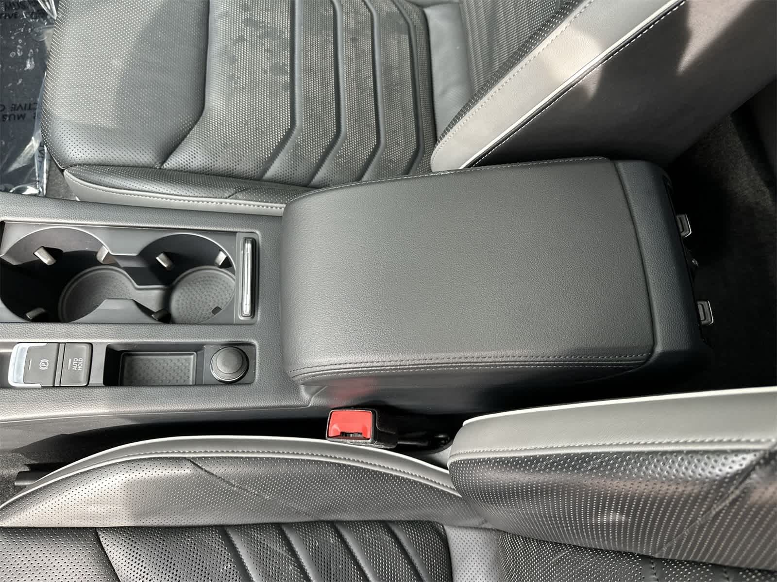 Thumbnail: 2023 Volkswagen Arteon - 16