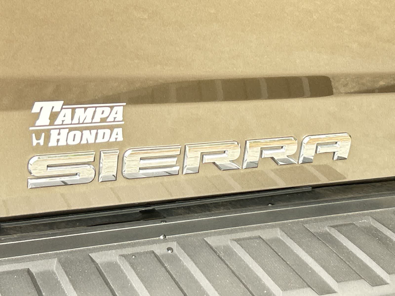 Thumbnail: 2015 GMC Sierra 1500 - 8