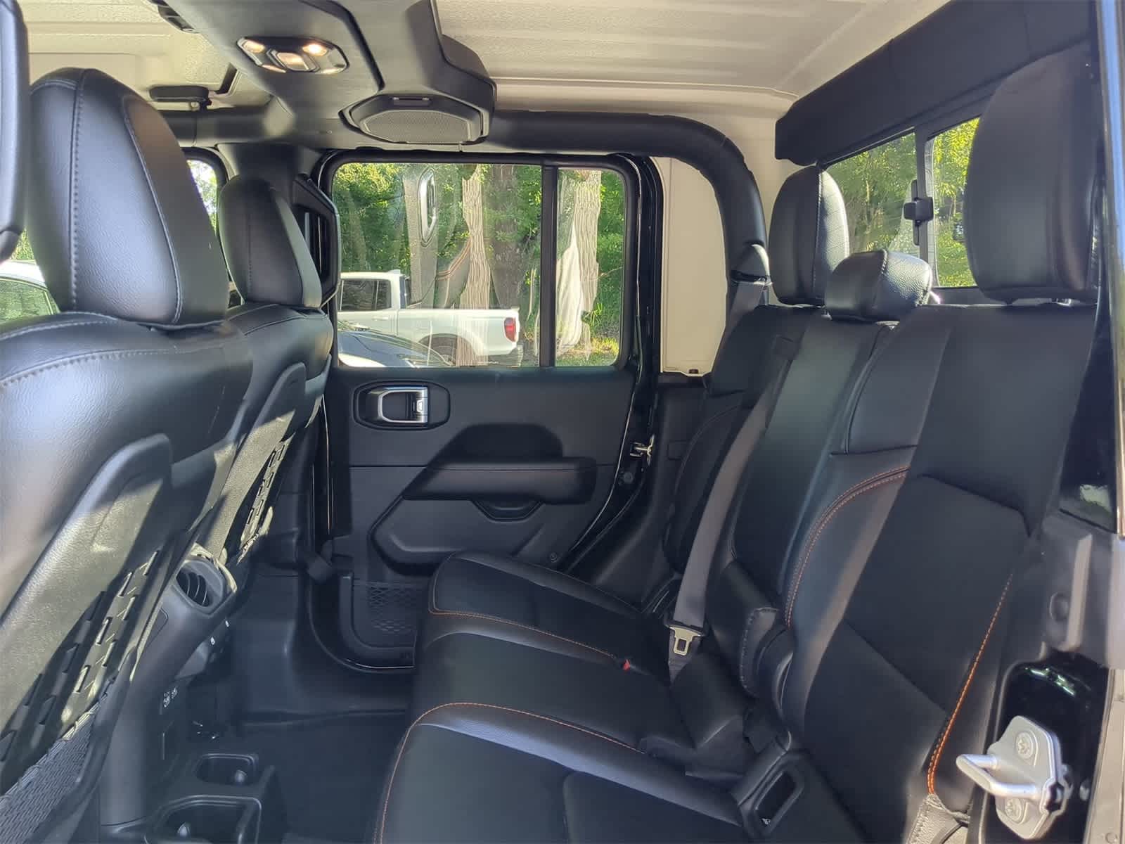 Thumbnail: 2022 Jeep Gladiator - 13