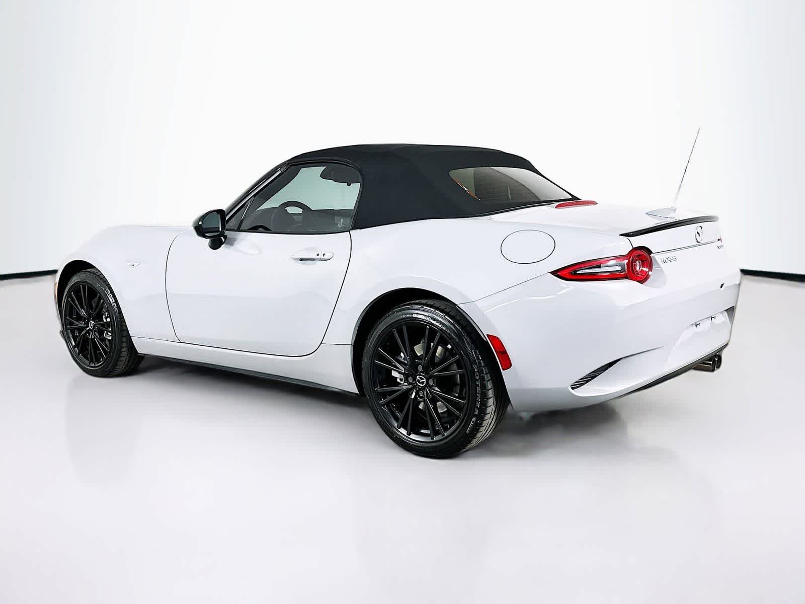 Thumbnail: 2024 Mazda MX-5 Miata - 4