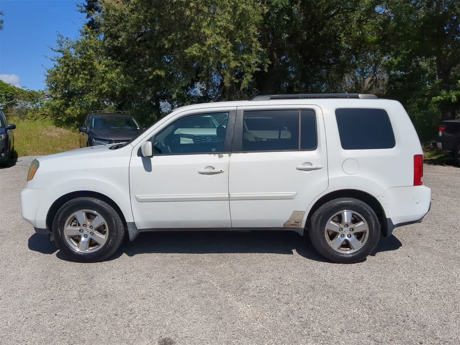 Thumbnail: 2011 Honda Pilot - 3