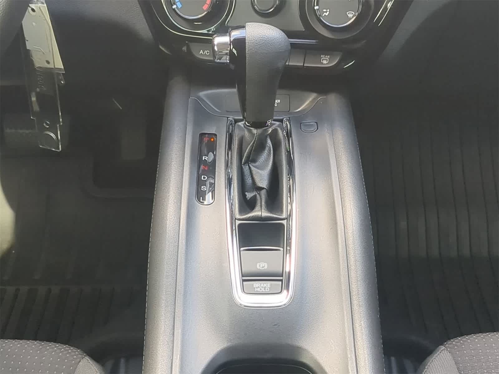 Thumbnail: 2022 Honda HR-V - 18