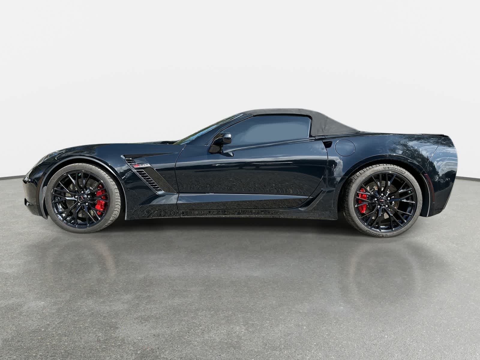 Thumbnail: 2017 Chevrolet Corvette - 3