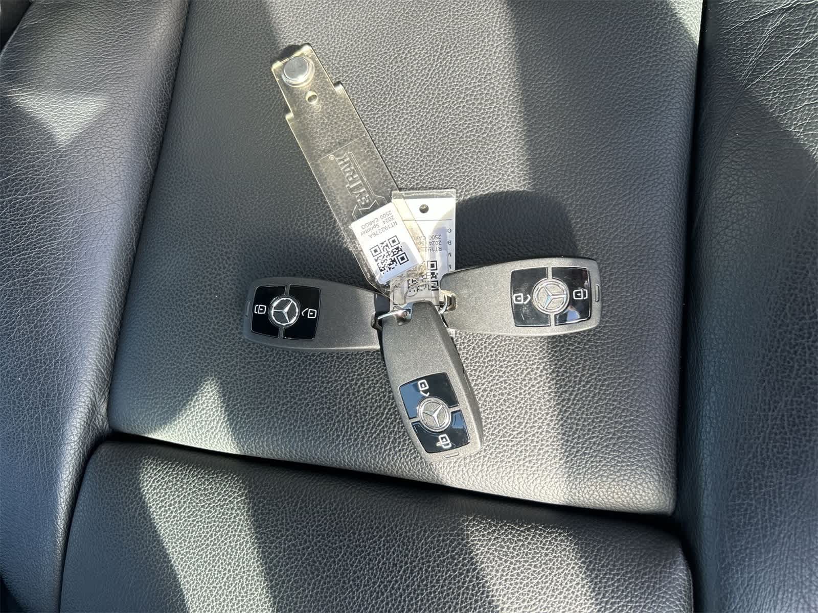 Thumbnail: 2024 Mercedes-Benz Sprinter - 20