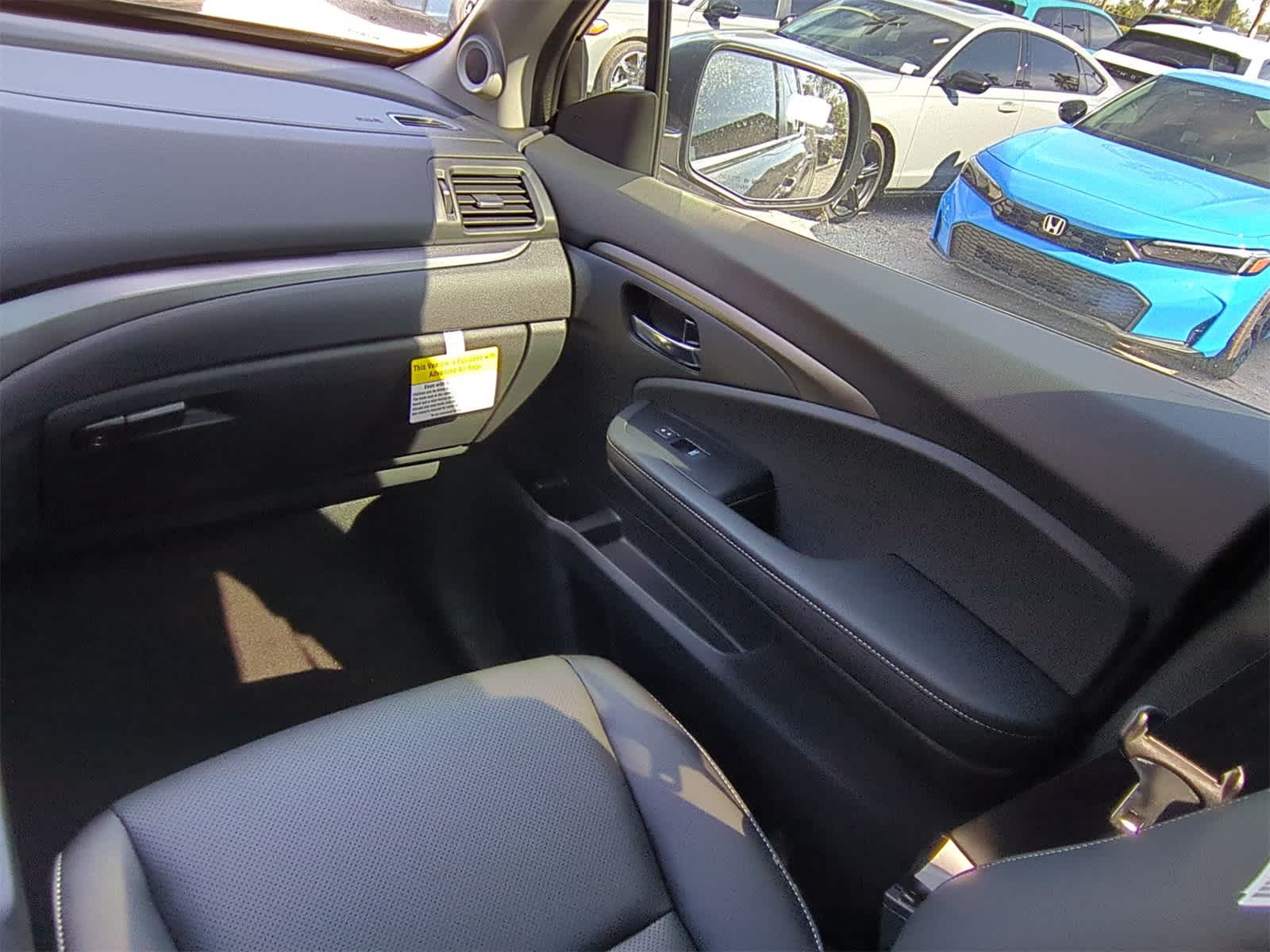 Thumbnail: 2025 Honda Ridgeline - 16