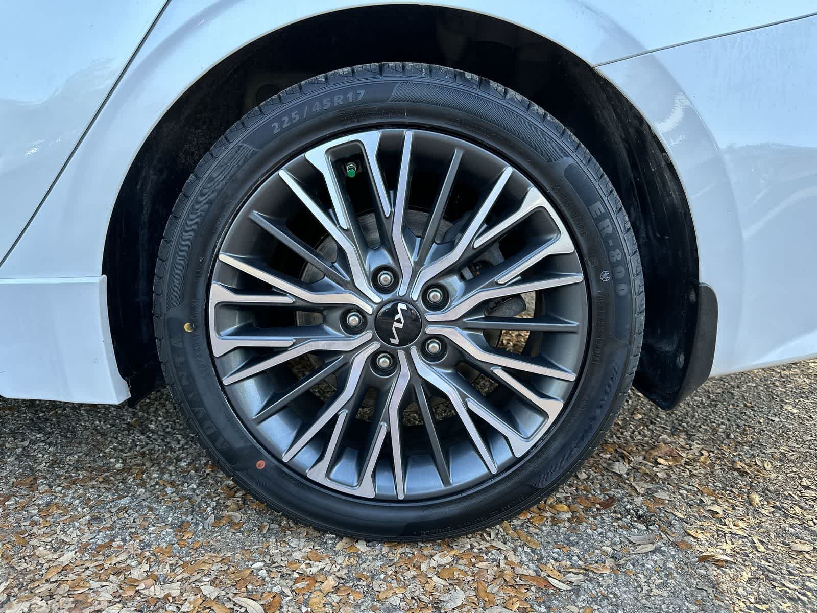 Thumbnail: 2023 Kia Forte - 5