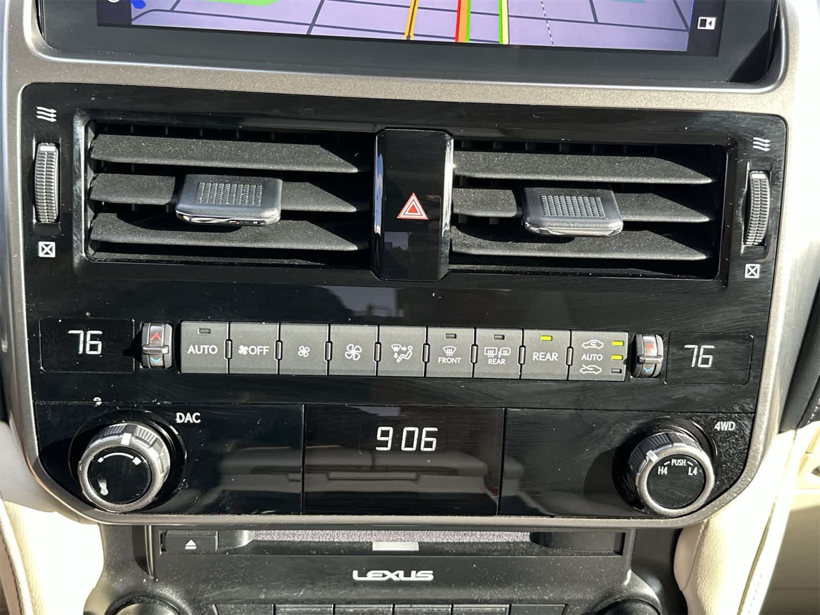 Thumbnail: 2023 Lexus GX - 9