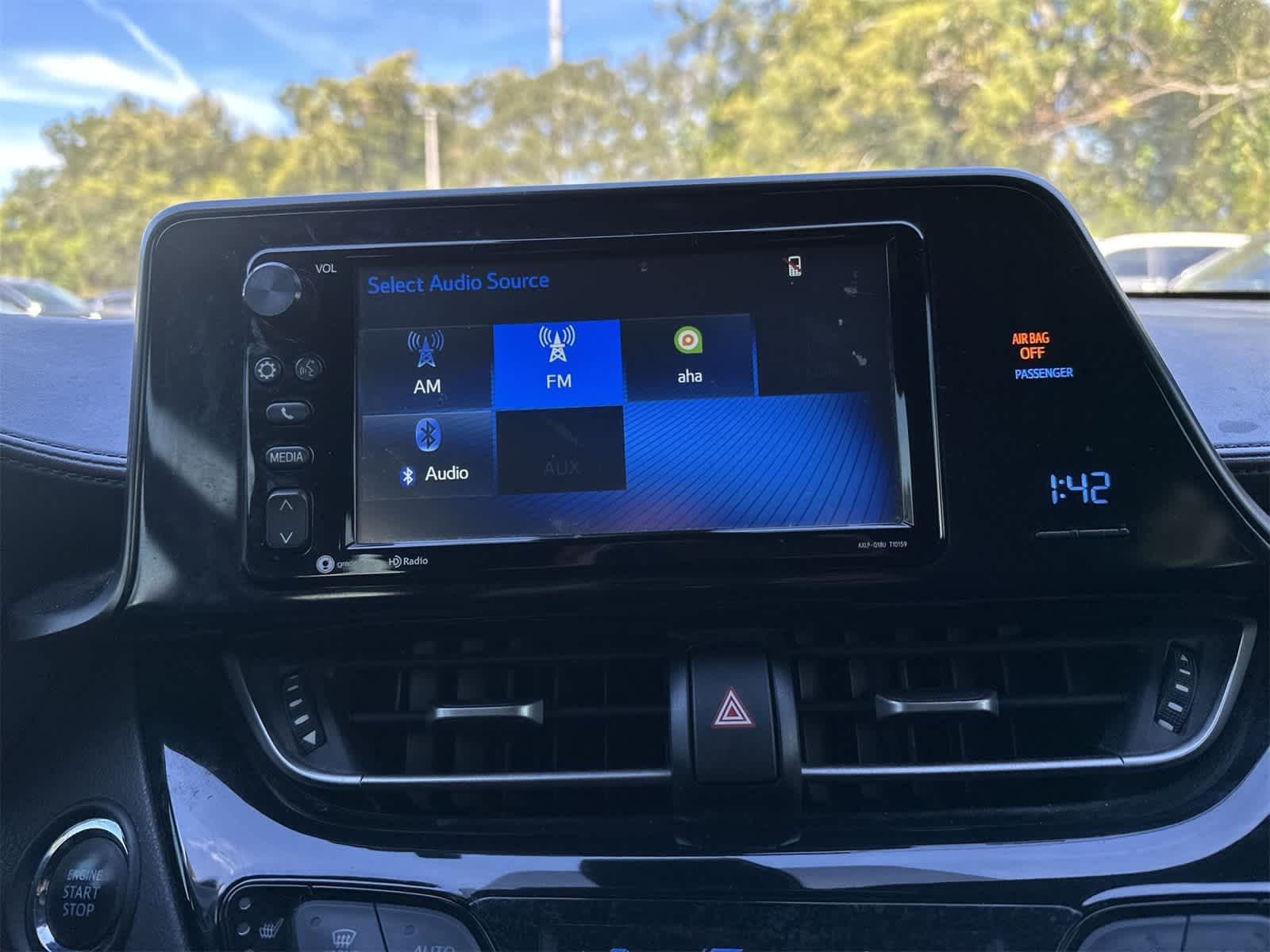 Thumbnail: 2018 Toyota C-HR - 12