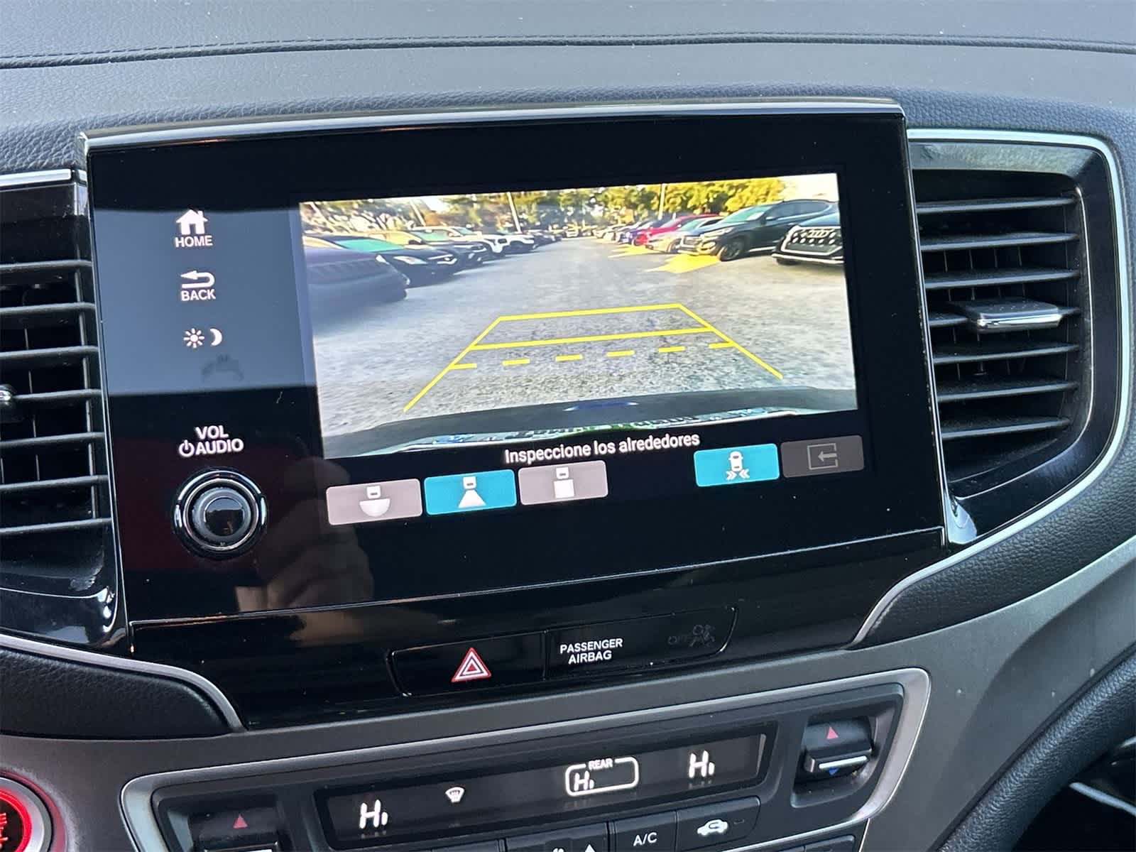 Thumbnail: 2022 Honda Passport - 22