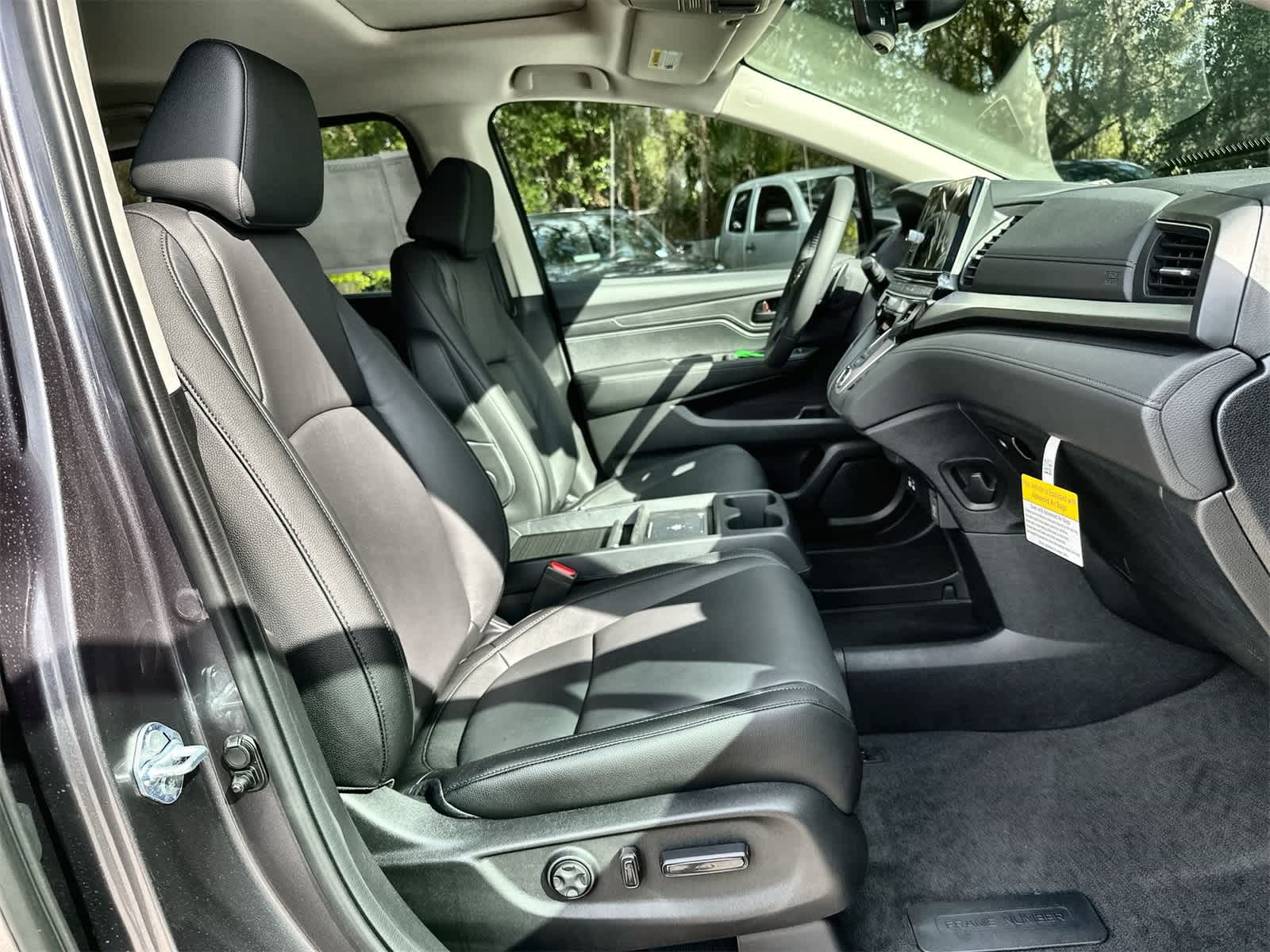 Thumbnail: 2026 Honda Odyssey - 13