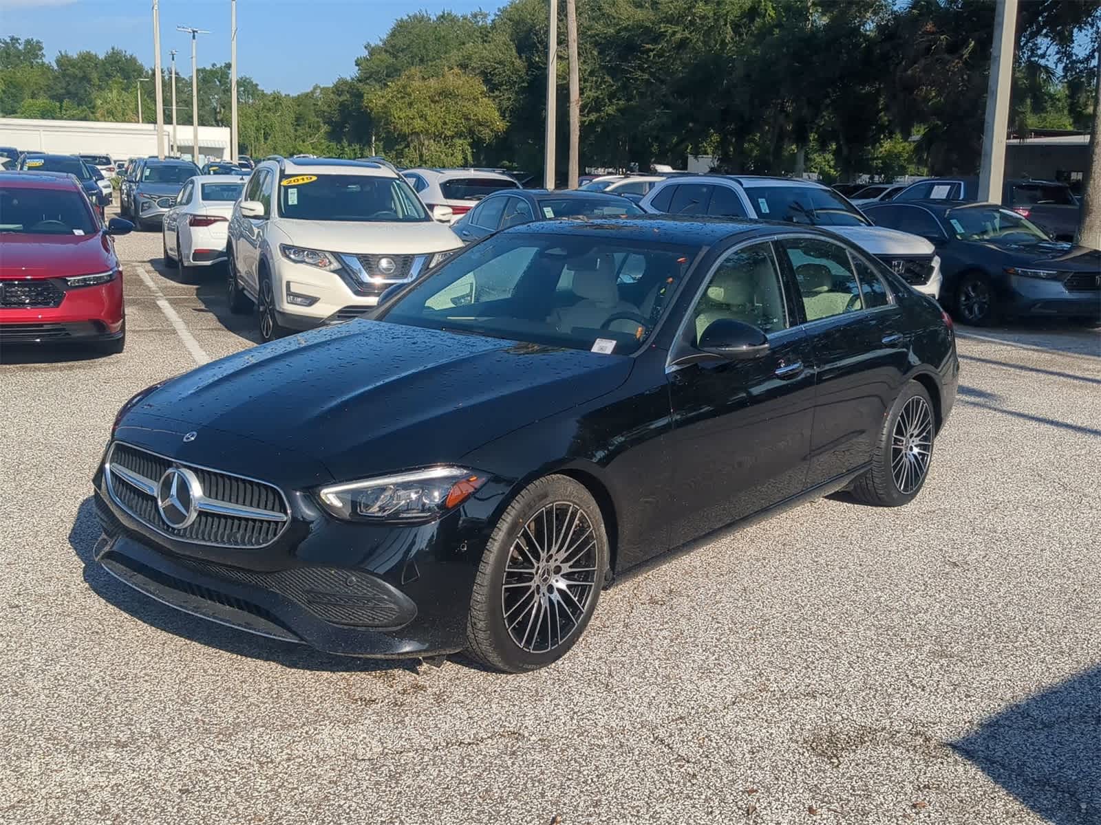Thumbnail: 2022 Mercedes-Benz C-Class - 3